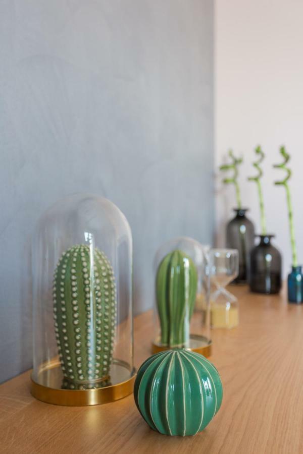 100M2 Luxury Apartment In The Heart Of Athens - Living Stone Emerald المظهر الخارجي الصورة