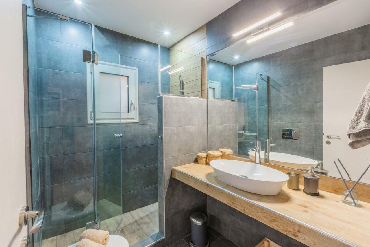 100M2 Luxury Apartment In The Heart Of Athens - Living Stone Emerald المظهر الخارجي الصورة